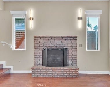 25912 Viana Ave. - Photo Thumbnail 12