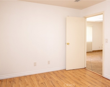 1159 Raymond Ave - Photo Thumbnail 11