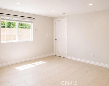 17146 Burton Street - Photo Thumbnail 5
