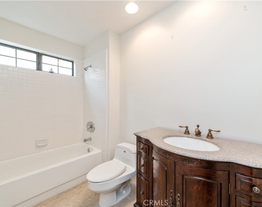 22201 Wayside - Photo Thumbnail 12