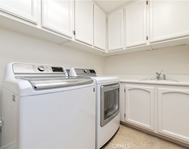 22201 Wayside - Photo Thumbnail 11