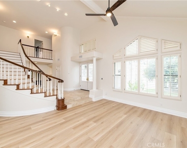 22201 Wayside - Photo Thumbnail 8