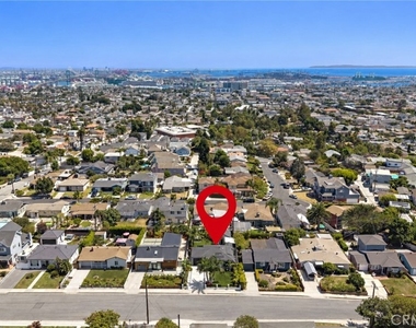 348 S Walker - Photo Thumbnail 42