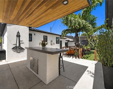 348 S Walker - Photo Thumbnail 24
