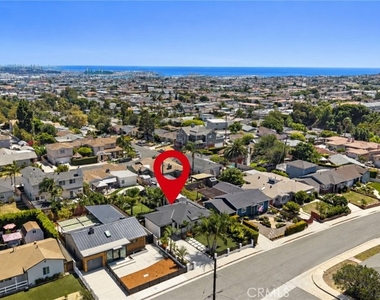 348 S Walker - Photo Thumbnail 40