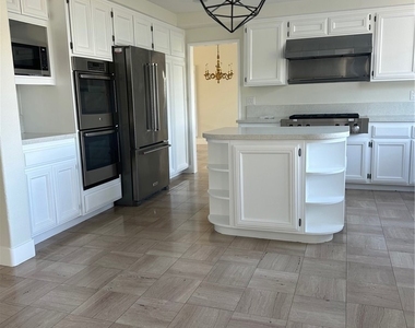 28451 Fieldbrook - Photo Thumbnail 9