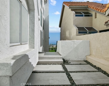 105 Palm Beach - Photo Thumbnail 2