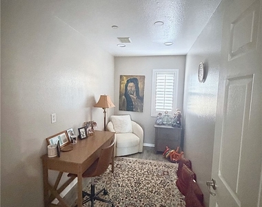 8028 E Loftwood - Photo Thumbnail 8