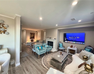 8028 E Loftwood - Photo Thumbnail 1