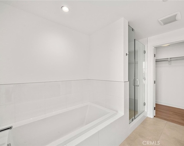 9 Macarthur Place - Photo Thumbnail 32