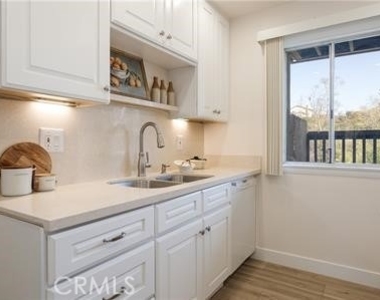 25801 Marguerite Parkway - Photo Thumbnail 5