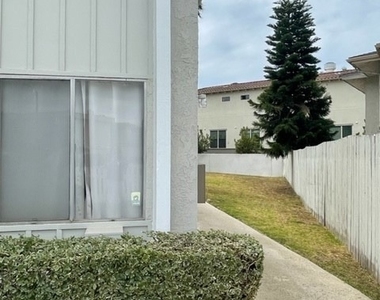 7812 Shaffer Circle - Photo Thumbnail 12