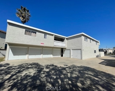 7812 Shaffer Circle - Photo Thumbnail 1