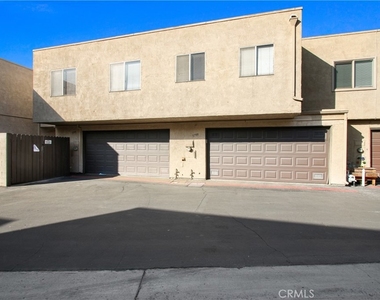 5799 Laguna Way - Photo Thumbnail 11