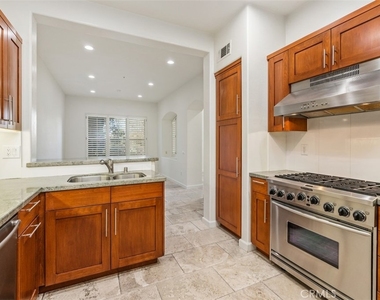 11 Sorrento Court - Photo Thumbnail 10