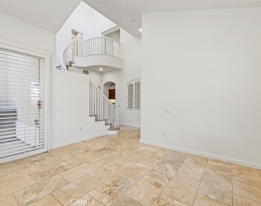 11 Sorrento Court - Photo Thumbnail 5