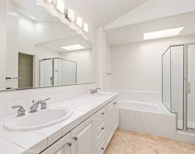 11 Sorrento Court - Photo Thumbnail 15