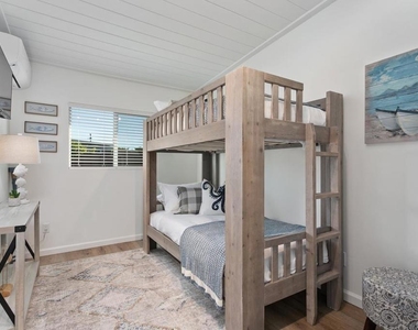 245 Hemlock Avenue - Photo Thumbnail 28