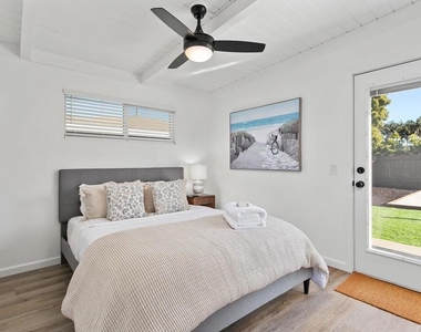 245 Hemlock Avenue - Photo Thumbnail 22