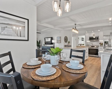 245 Hemlock Avenue - Photo Thumbnail 19