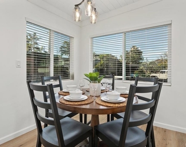 245 Hemlock Avenue - Photo Thumbnail 18