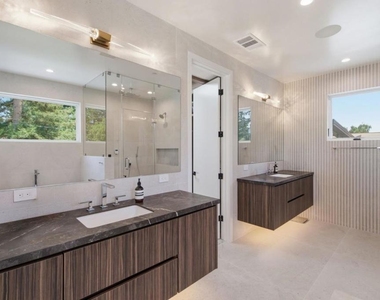 845 San Mateo Drive - Photo Thumbnail 25