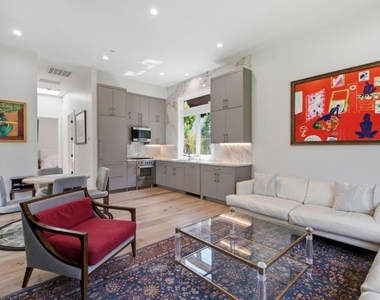 845 San Mateo Drive - Photo Thumbnail 22