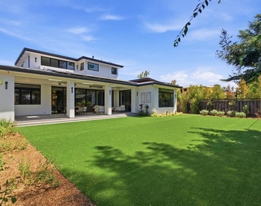845 San Mateo Drive - Photo Thumbnail 29
