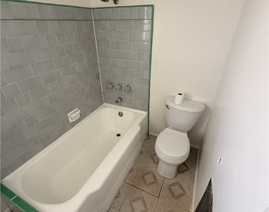 214 1/2 N 7th Street - Photo Thumbnail 4