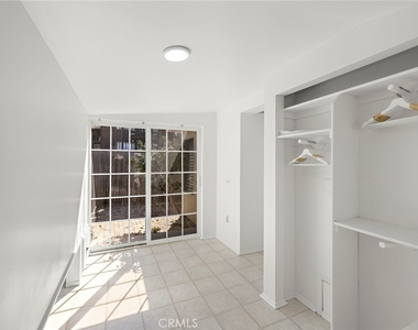 2880 Wards Terrace - Photo Thumbnail 16