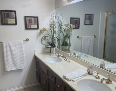 5227 Fern Haven - Photo Thumbnail 2