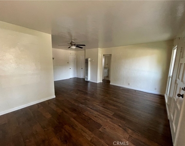 421 E F Street - Photo Thumbnail 11