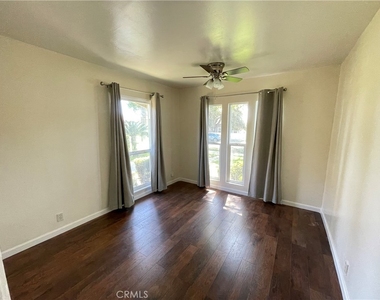 421 E F Street - Photo Thumbnail 6