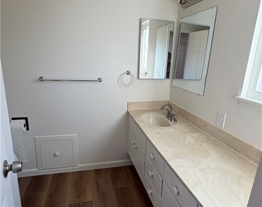 6114 Mckinley - Photo Thumbnail 13