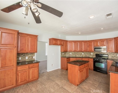3134 Ranier Street - Photo Thumbnail 8