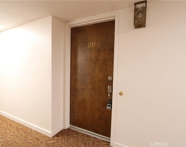 234 E Fern - Photo Thumbnail 5