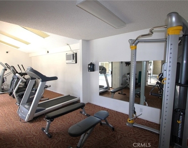 234 E Fern - Photo Thumbnail 4