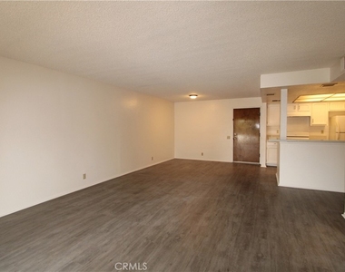 234 E Fern - Photo Thumbnail 6