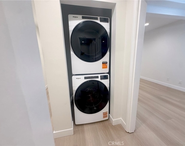 3335 Triangle Place - Photo Thumbnail 5