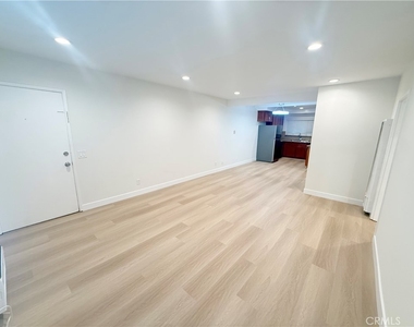 3335 Triangle Place - Photo Thumbnail 1