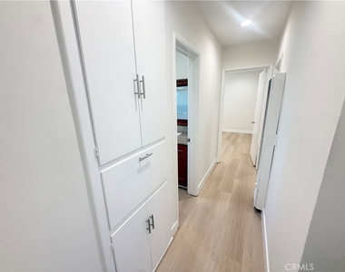 3335 Triangle Place - Photo Thumbnail 8