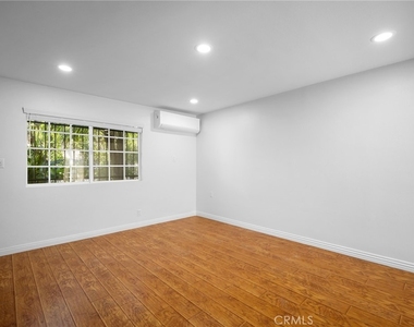 7176 Valmont Street - Photo Thumbnail 6