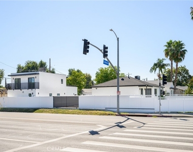 18060 Oxnard Street - Photo Thumbnail 1