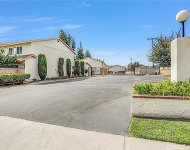 5950 Imperial Highway - Photo Thumbnail 30
