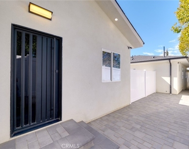 10904 Tujunga Canyon - Photo Thumbnail 1