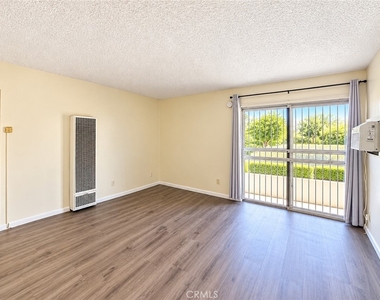 141 S Avenue 22 - Photo Thumbnail 1