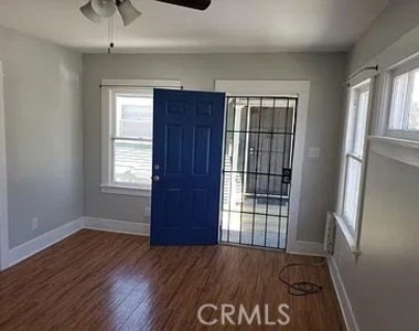 543 Cerritos Avenue - Photo Thumbnail 1