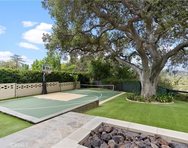 2445 Vista Laguna - Photo Thumbnail 17