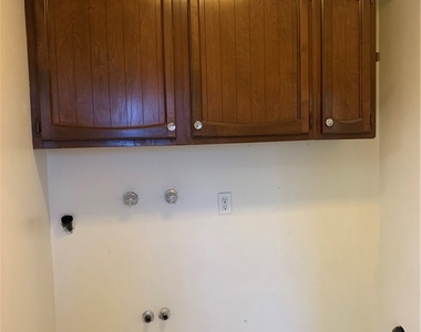 723 Montana Street - Photo Thumbnail 10
