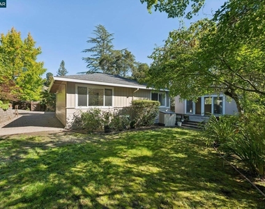 11 Altamount - Photo Thumbnail 9
